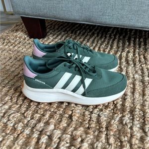 Adidas size 9.5, green